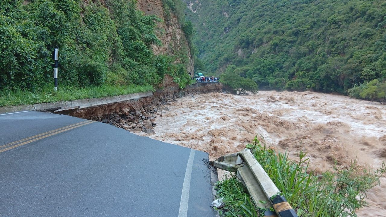 IRSA Norte informa cierre total de vía en el km 286 – Pedro Ruiz (Amazonas)