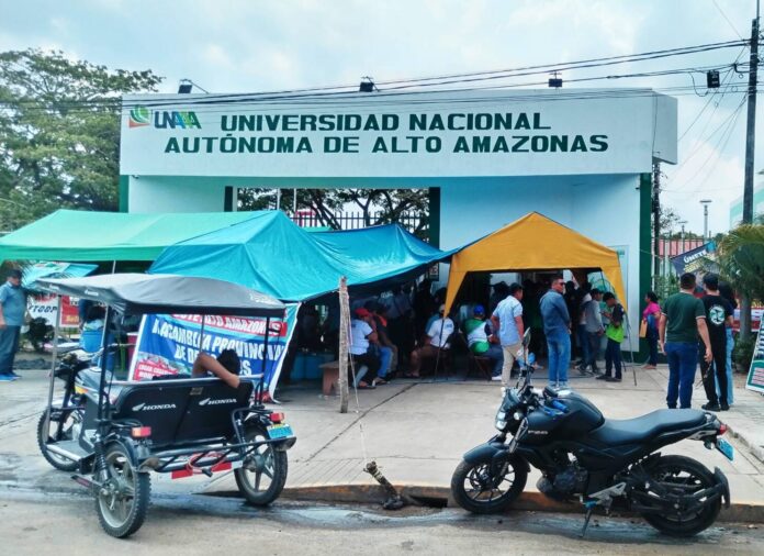 Crisis continúa en la Universidad Nacional Autónoma de Alto Amazonas